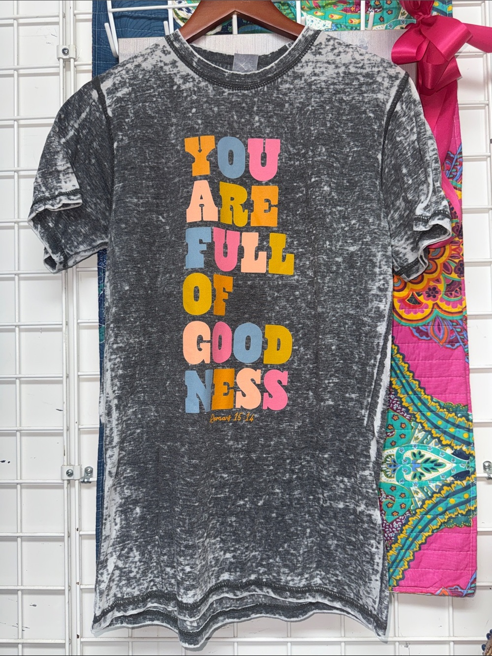 7 Graphic T-shirts, size medium - Picture 3 of 8